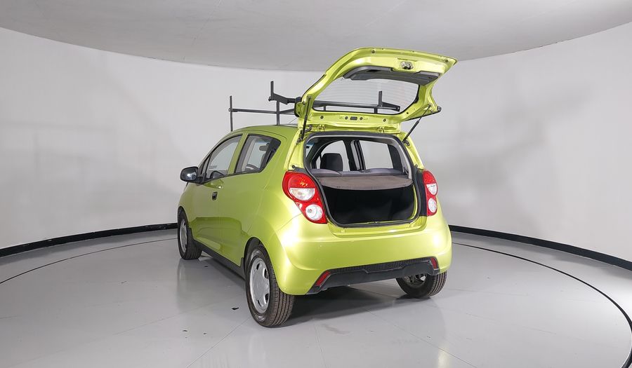 Chevrolet Spark 1.4 LT B MT Hatchback 2017