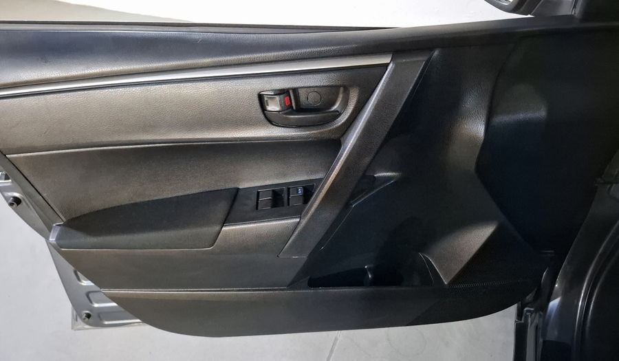 Toyota Corolla 1.8 BASE CVT Sedan 2015