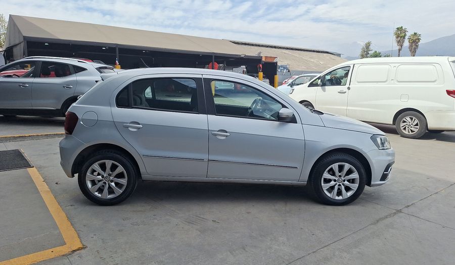 Volkswagen Gol 1.6 TRENDLINE Hatchback 2019
