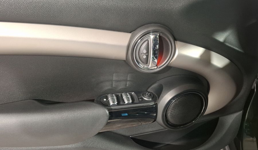 Mini Cooper 1.5 COOPER CHILI AT Hatchback 2016