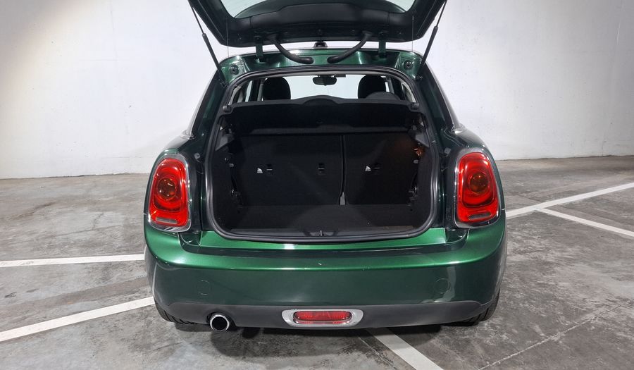 Mini Cooper 1.5 COOPER CHILI AT Hatchback 2016