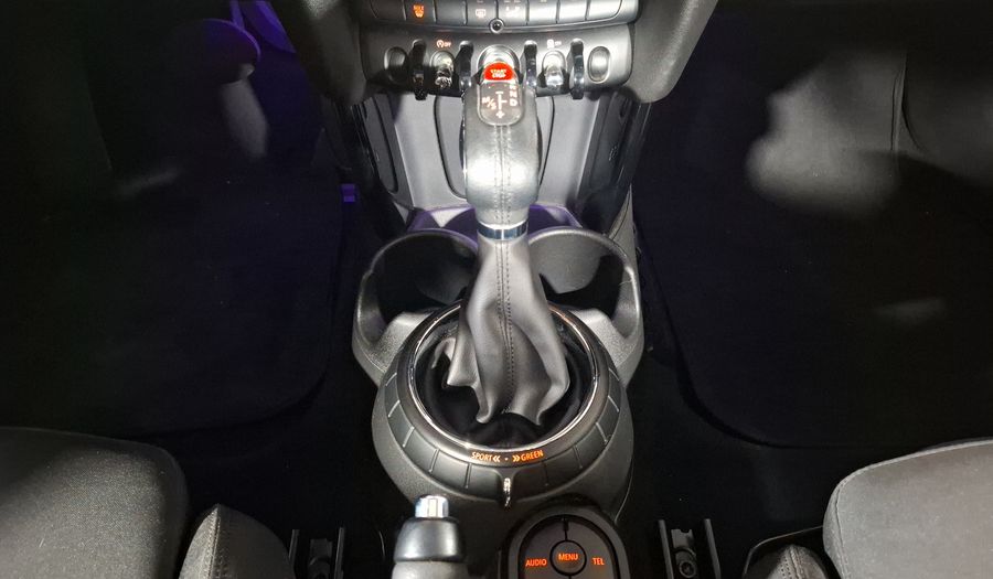 Mini Cooper 1.5 COOPER CHILI AT Hatchback 2016