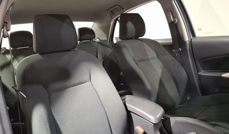 Toyota Yaris 1.5 SEDAN PREMIUM AT Sedan 2016