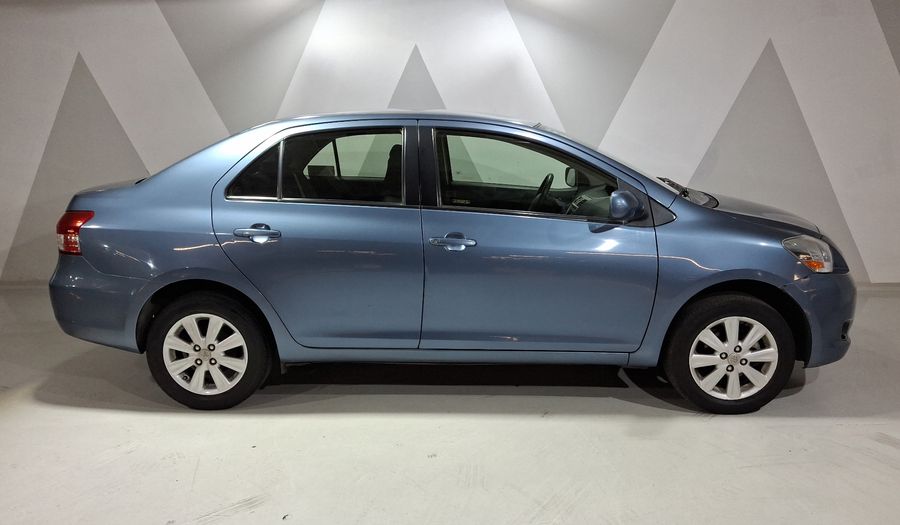Toyota Yaris 1.5 SEDAN PREMIUM AT Sedan 2016