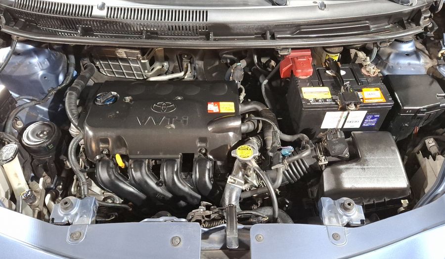 Toyota Yaris 1.5 SEDAN PREMIUM AT Sedan 2016