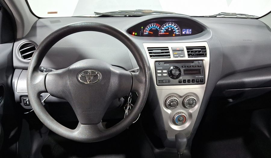 Toyota Yaris 1.5 SEDAN PREMIUM AT Sedan 2016