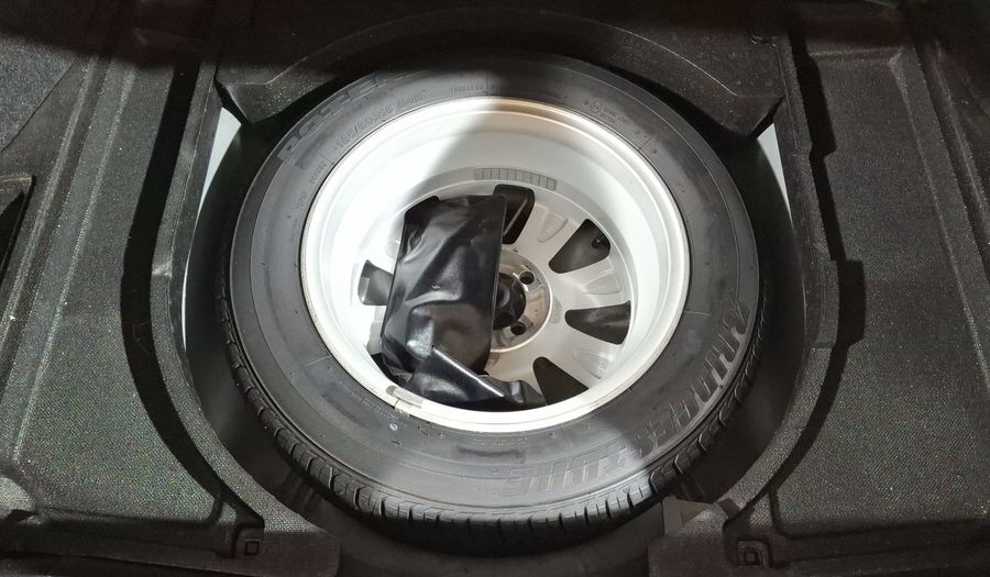 Toyota Yaris 1.5 SEDAN PREMIUM AT Sedan 2016