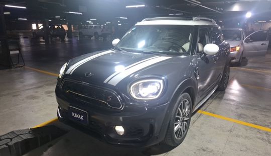 Mini • Countryman