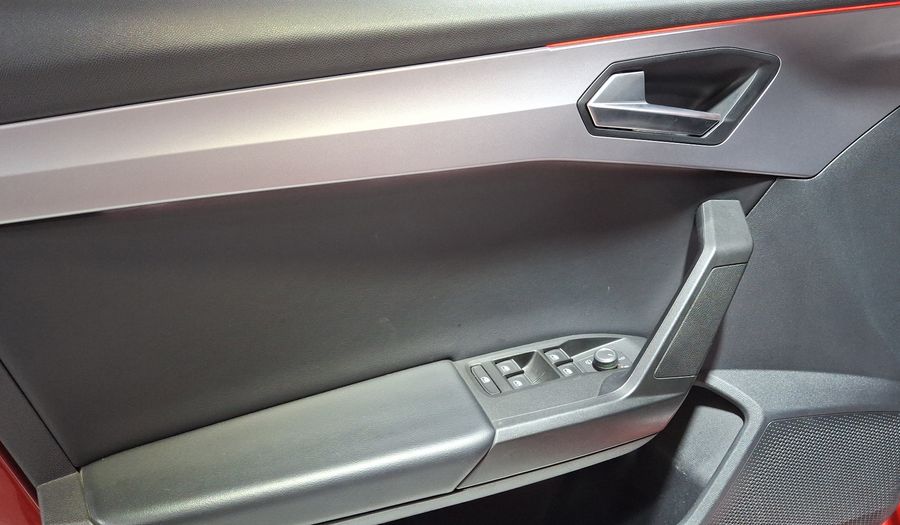 Seat Leon 1.4 FR AUTO Hatchback 2021