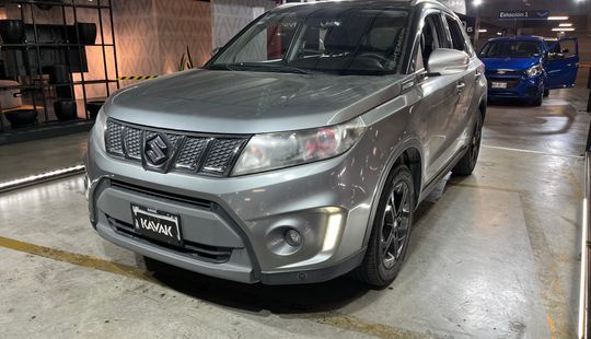 Suzuki • Vitara