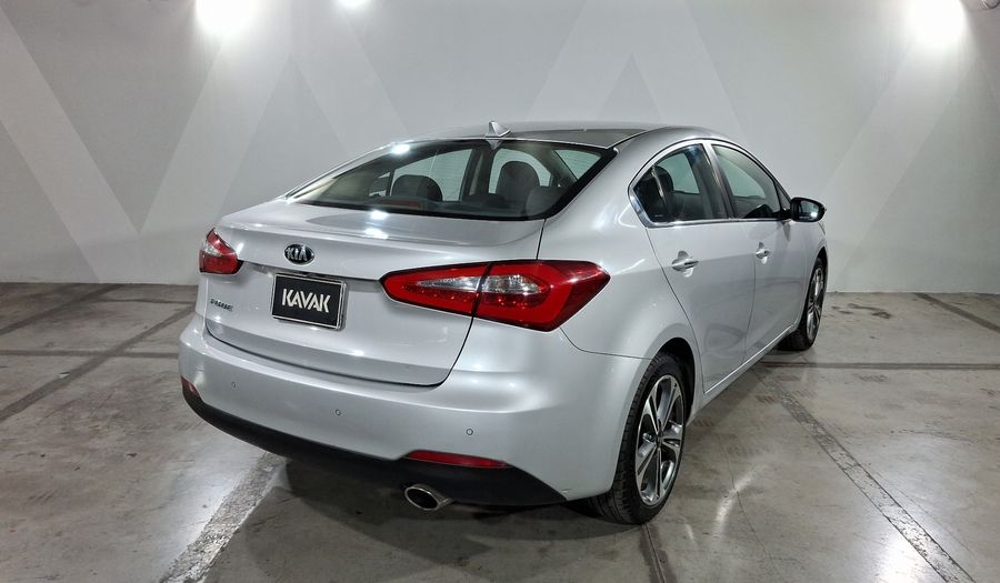 Kia Forte 2.0 SX AT Sedan 2016