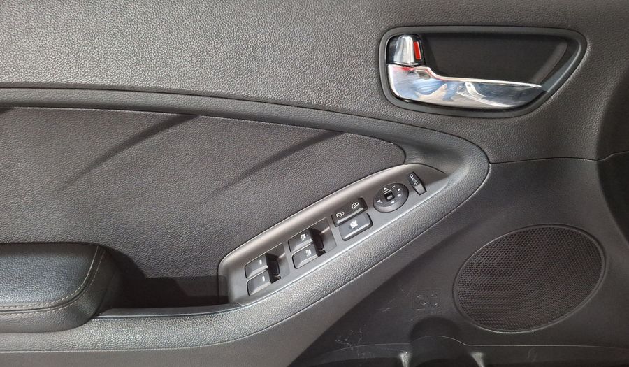 Kia Forte 2.0 SX AT Sedan 2016