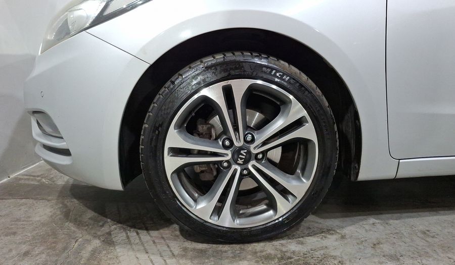 Kia Forte 2.0 SX AT Sedan 2016