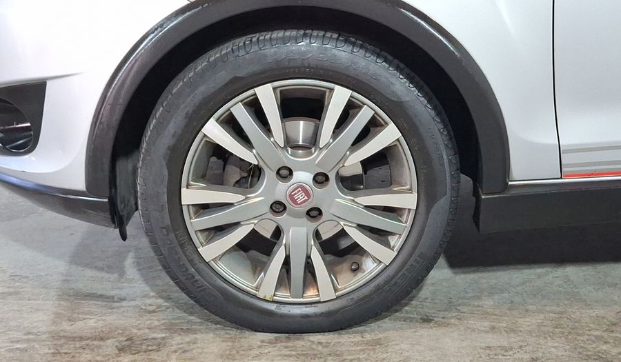 Fiat Palio 1.6 SPORTING DUALOGIC Hatchback 2017