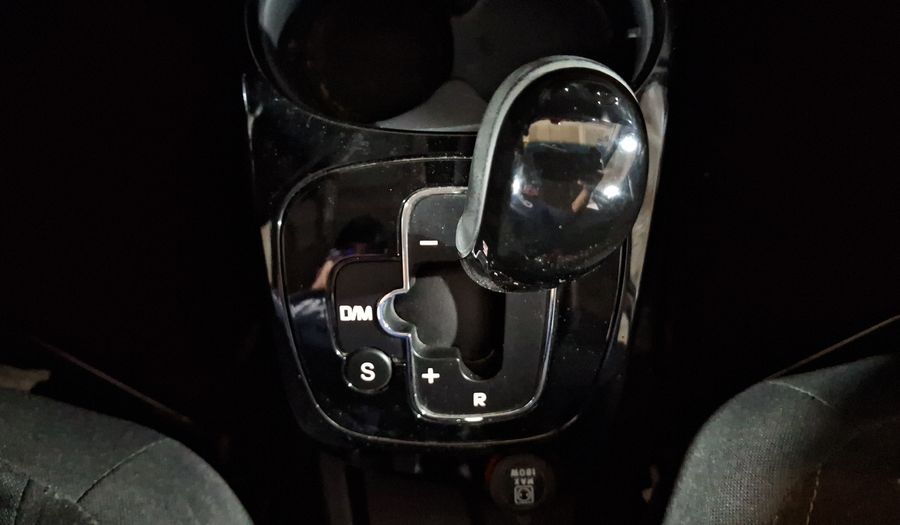 Fiat Palio 1.6 SPORTING DUALOGIC Hatchback 2017