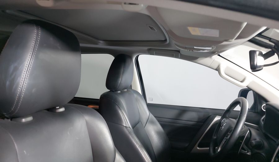 Mitsubishi Montero 3.0 SE PLUS AUTO 4WD Suv 2023