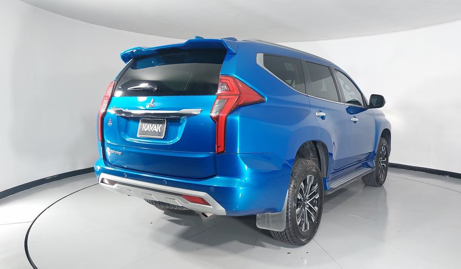 Mitsubishi Montero 3.0 SE PLUS AUTO 4WD Suv 2023