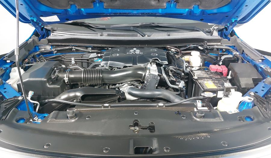 Mitsubishi Montero 3.0 SE PLUS AUTO 4WD Suv 2023