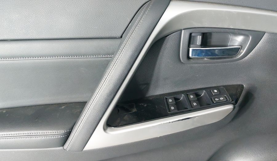 Mitsubishi Montero 3.0 SE PLUS AUTO 4WD Suv 2023