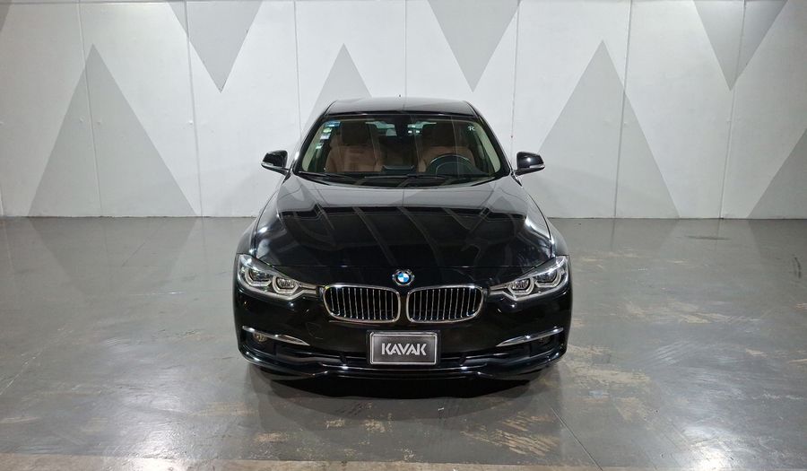 Bmw Serie 3 2.0 320IA LUXURY LINE Sedan 2016