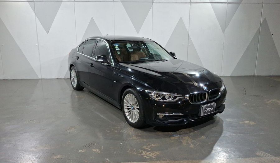 Bmw Serie 3 2.0 320IA LUXURY LINE Sedan 2016