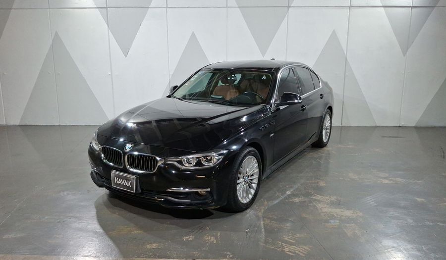 Bmw Serie 3 2.0 320IA LUXURY LINE Sedan 2016