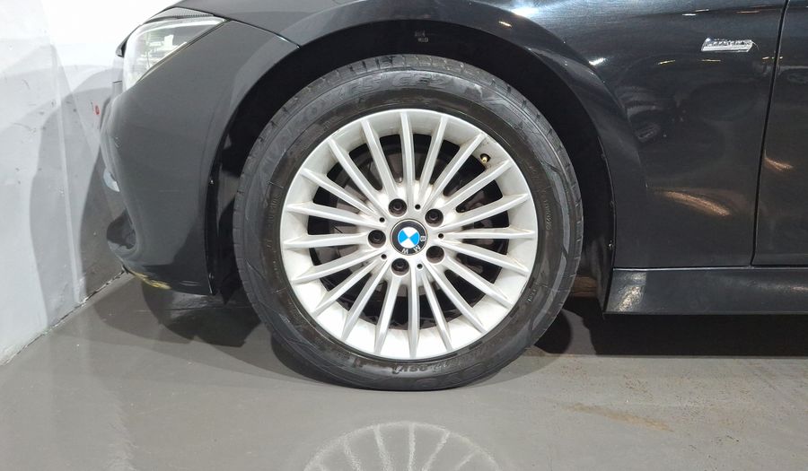 Bmw Serie 3 2.0 320IA LUXURY LINE Sedan 2016