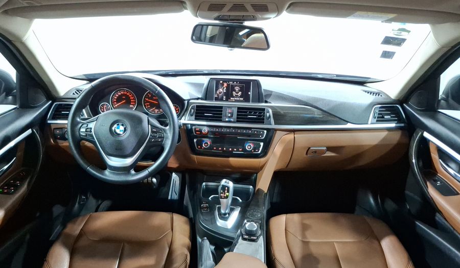 Bmw Serie 3 2.0 320IA LUXURY LINE Sedan 2016