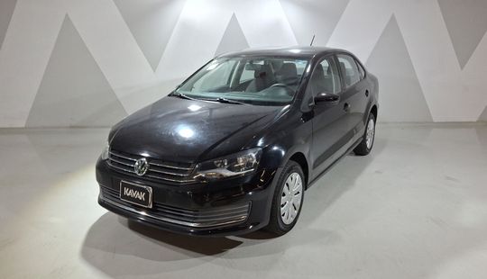 Volkswagen • Vento