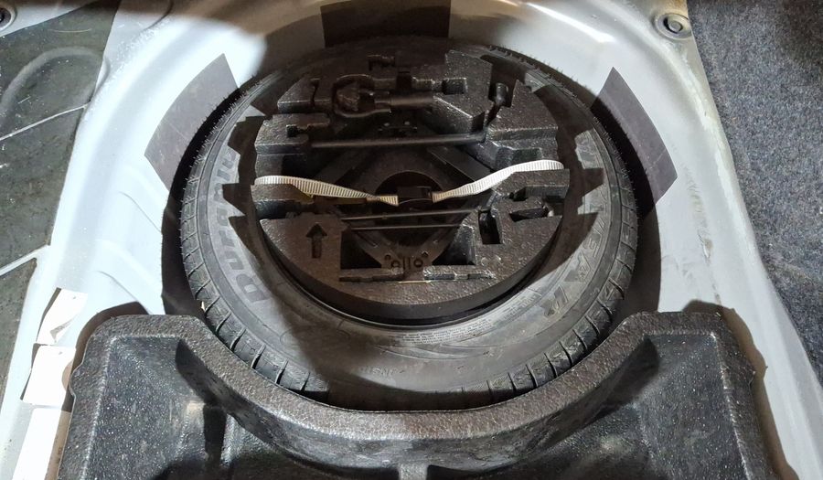 Volkswagen Vento 1.6 STARTLINE MT Sedan 2017