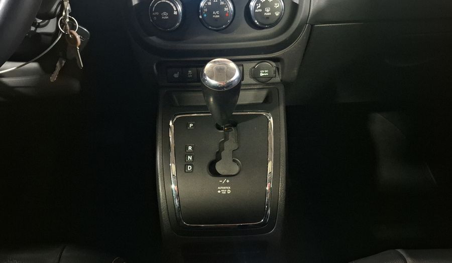 Jeep Patriot 2.4 LIMITED FWD CVT Suv 2011