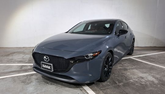 Mazda • Mazda 3