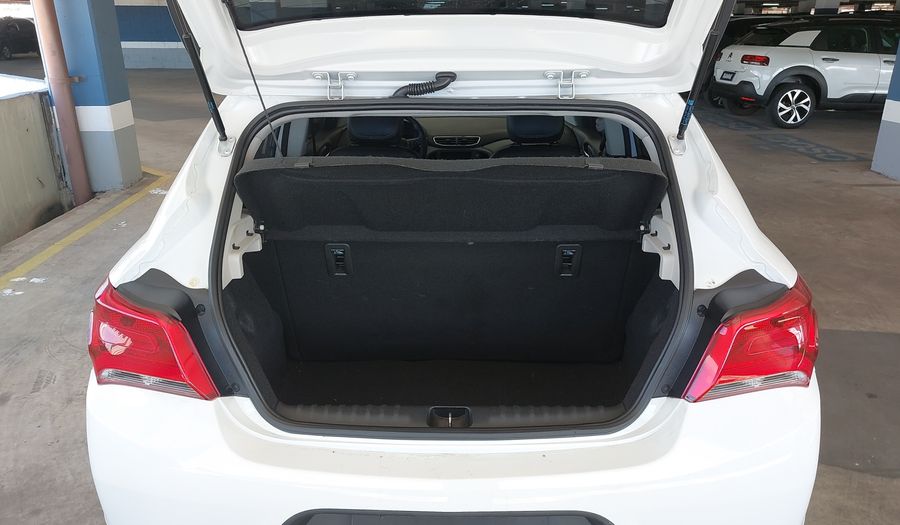 Chevrolet Onix MPFI LTZ Hatchback 2019