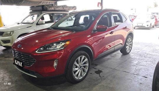 Ford • Escape