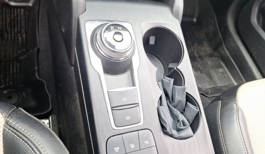 Ford Escape 2.5 TITANIUM CVT HYBRID 4WD Suv 2022