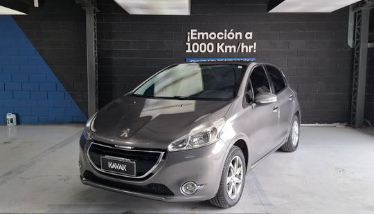 Peugeot • 208