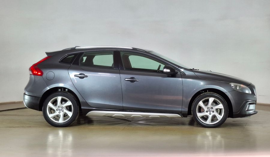Volvo V40 1.6 T4 CROSS COUNTRY Hatchback 2013