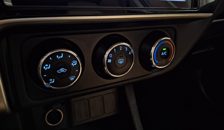 Toyota Corolla 1.8 L Sedan 2017