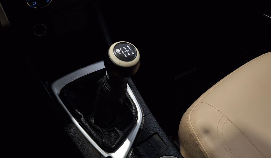 Toyota Corolla 1.8 L Sedan 2017