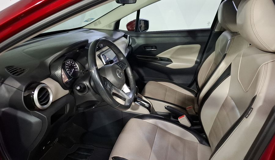 Nissan Versa 1.6 PLATINUM CVT Sedan 2021