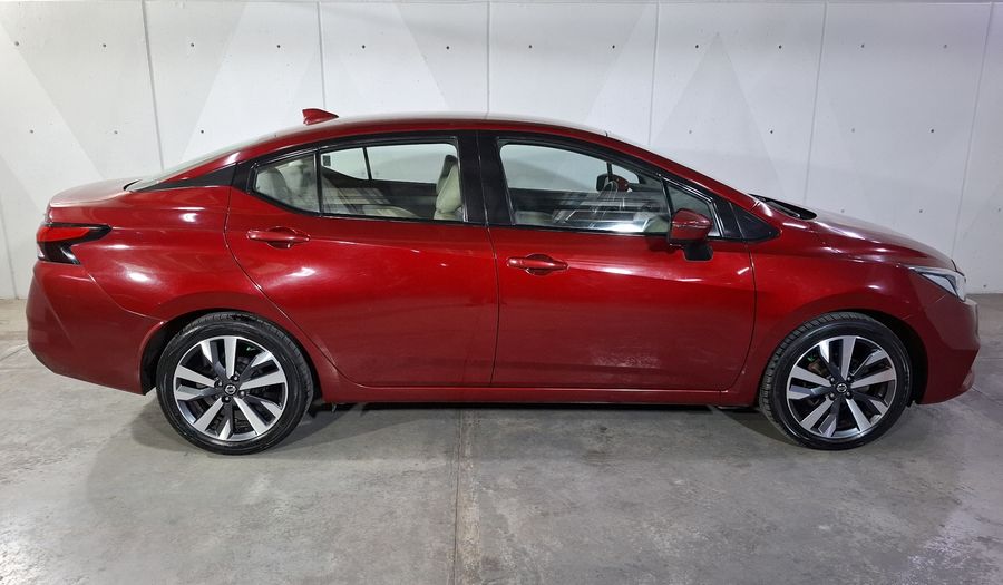 Nissan Versa 1.6 PLATINUM CVT Sedan 2021