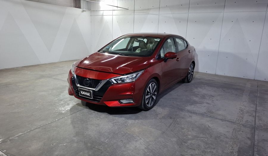 Nissan Versa 1.6 PLATINUM CVT Sedan 2021