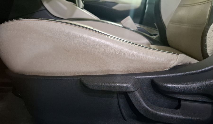 Nissan Versa 1.6 PLATINUM CVT Sedan 2021