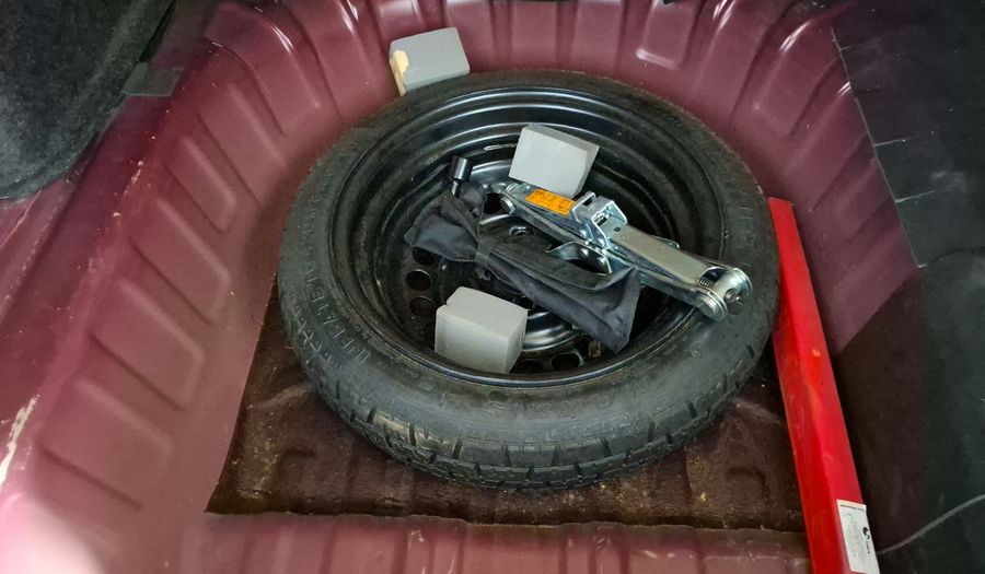 Nissan Versa 1.6 PLATINUM CVT Sedan 2021