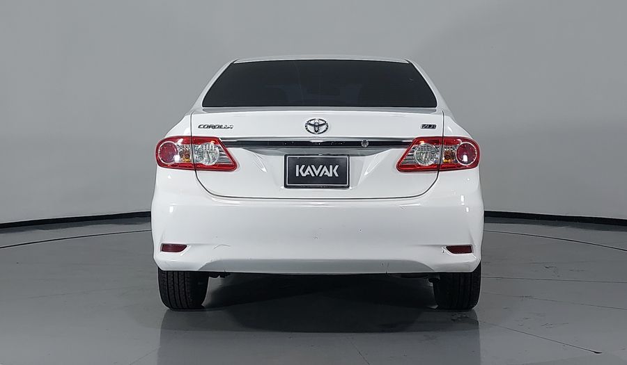 Toyota Corolla 1.8 XLE AT Sedan 2013