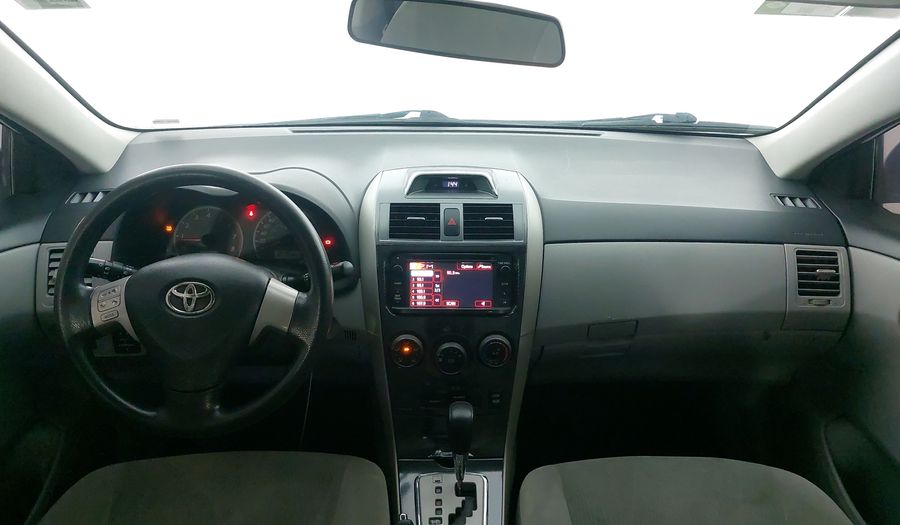 Toyota Corolla 1.8 XLE AT Sedan 2013