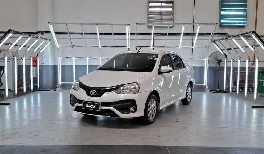 Toyota Etios 1.5 XLS AT Sedan 2017
