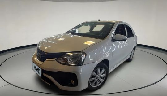 Toyota • Etios