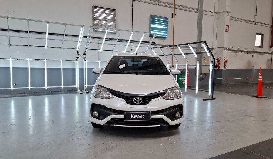 Toyota Etios 1.5 XLS AT Sedan 2017
