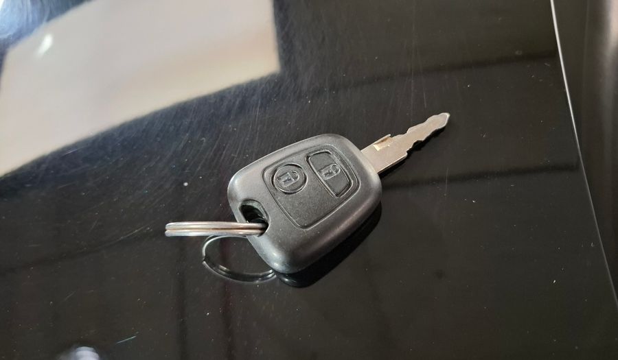 Peugeot 207 COMPACT XT 1.6 Hatchback 2009